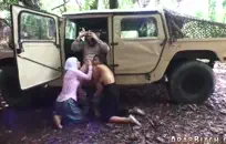 أرادت أمي كبيرة الثدي أن ترى هذا ديك.