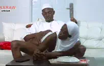 أحمر الشعر في سن المراهقة الساخنة تمتص ديك وركوب الخيل لها دسار.