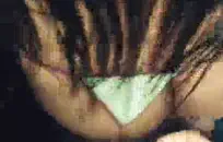 مثير في سن المراهقة الملاعين نفسها مع لعبة الجنس.